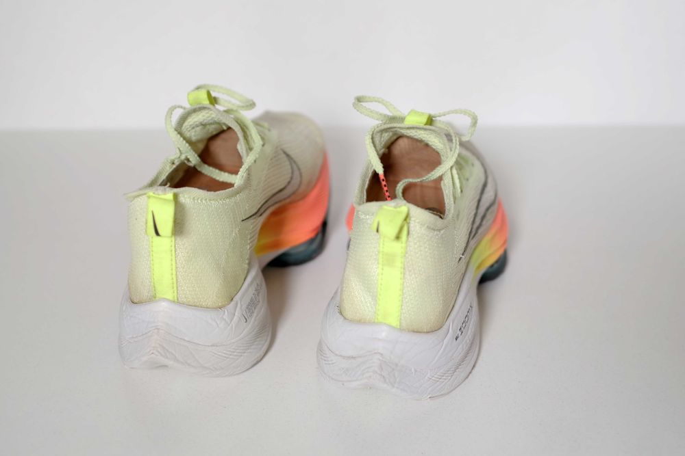 Кросівки Nike Air Zoom Alphafly 44,5 розмір оригінал літо чудовий стан