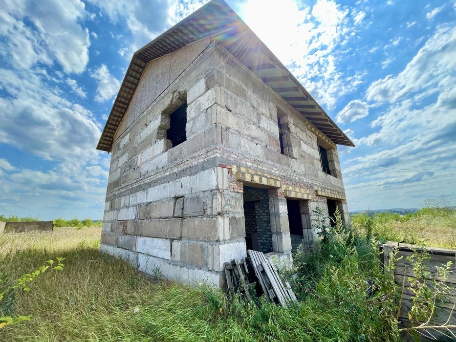 Продаж будинку. Кресівський 2 за 5 Зарічним