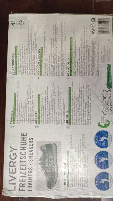 Німецькі шкіряні кросівки нові! 40-41. 7,5! 265-270