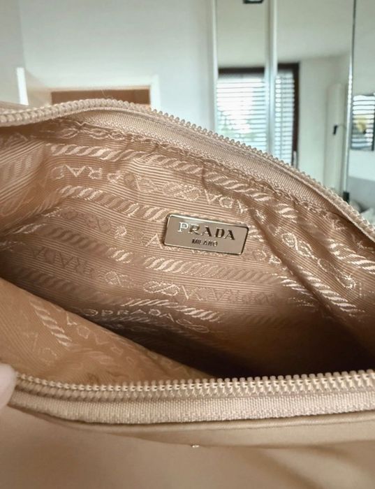 Torebka Prada re-edition 2000