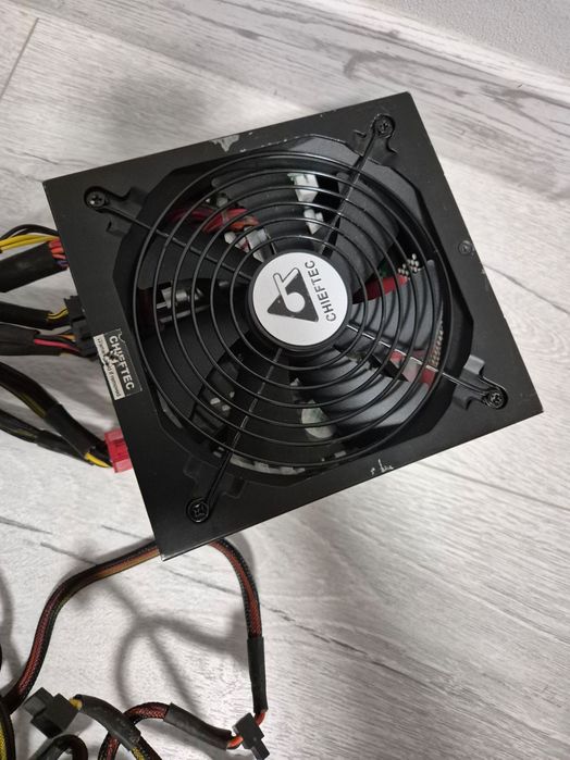 Модульний блок живлення 650W Chieftec CFT-650-14CS