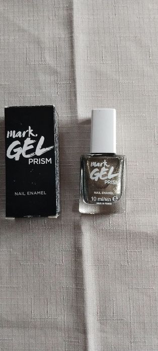 Żelowy lakier do paznokci  avon Sparkle Lens