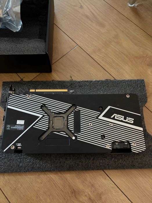 ASUS Radeon RX 6700 XT Dual 12GB
