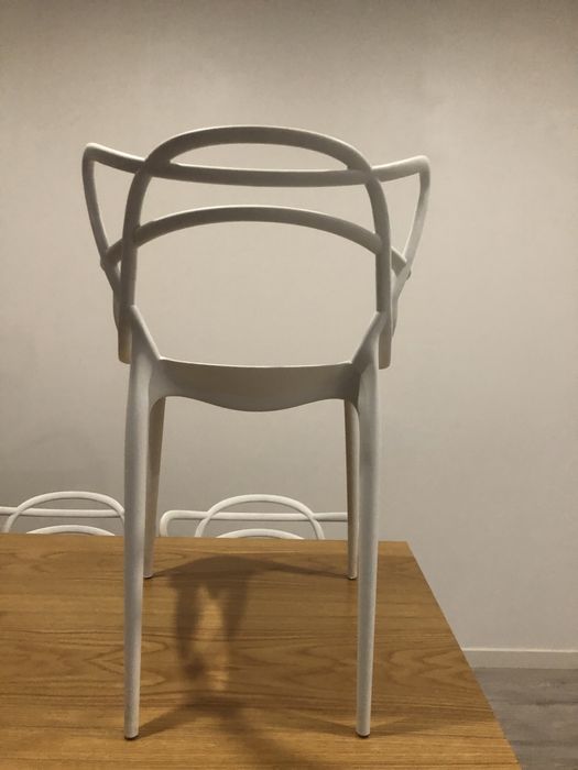 Cadeiras Brancas interior ou jardim
