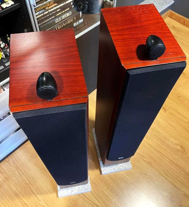 BOWERS & WILKINS P6 ( Preference 6) 200W 8 ohms c/novas