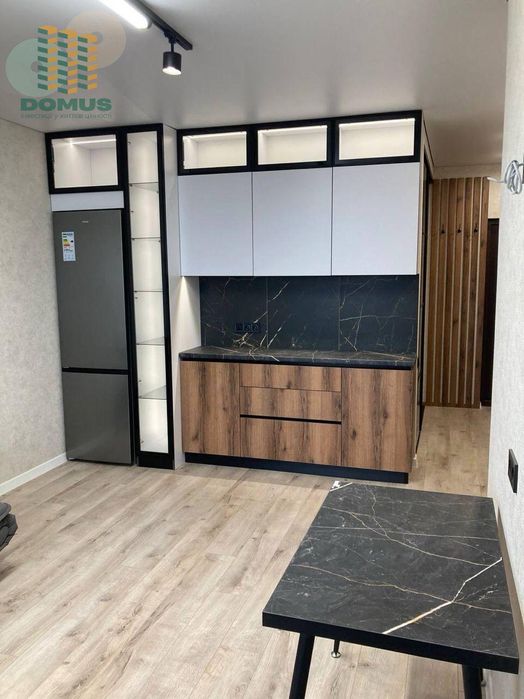 Продам 1 комн ЖК 59 Жемчужина. Новый ремонт. ул. Сахарова. Поселок!