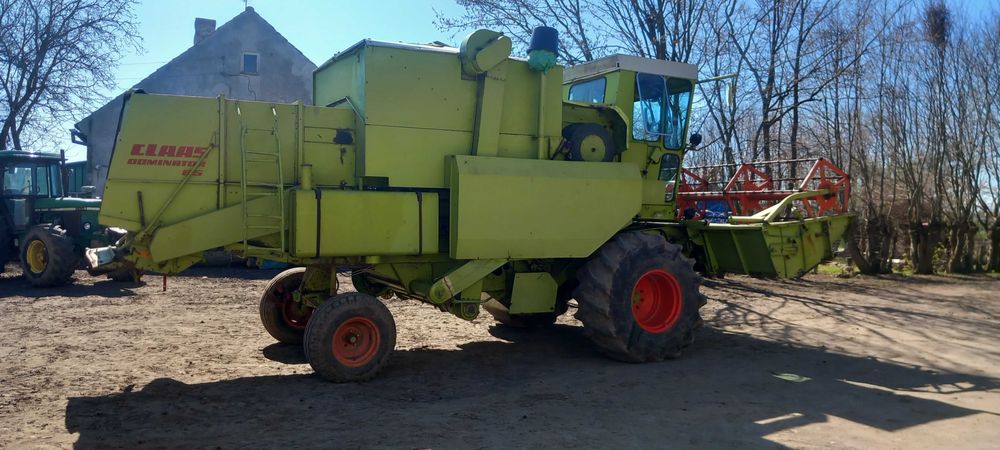 Claas dominator 85