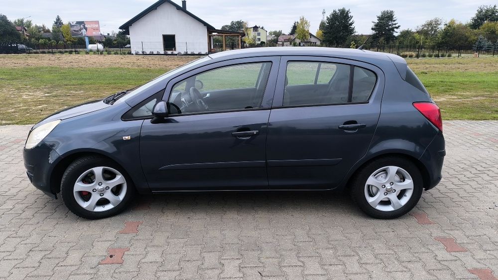 Opel Corsa D benzyna
