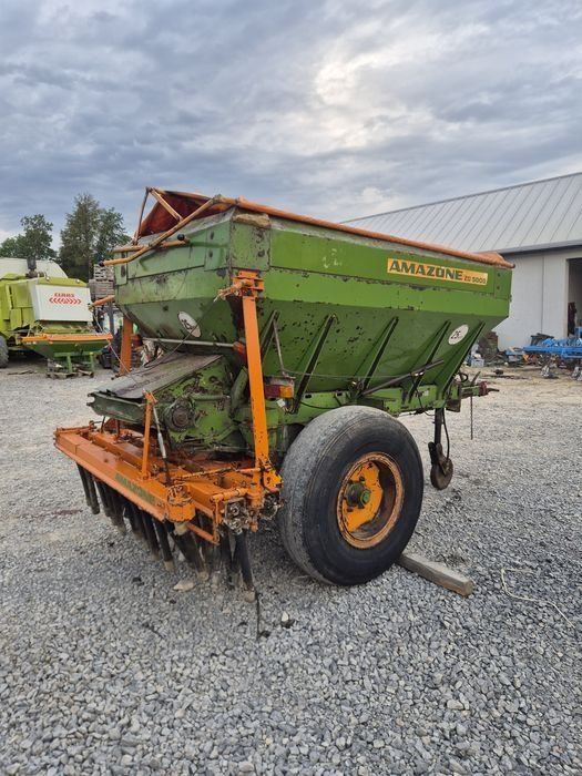 Rozsiewacz wapna Amazone ZG5000 zmijki plandeka wałek rcw bredal  zgb 6000 rozsiewacz nawozu