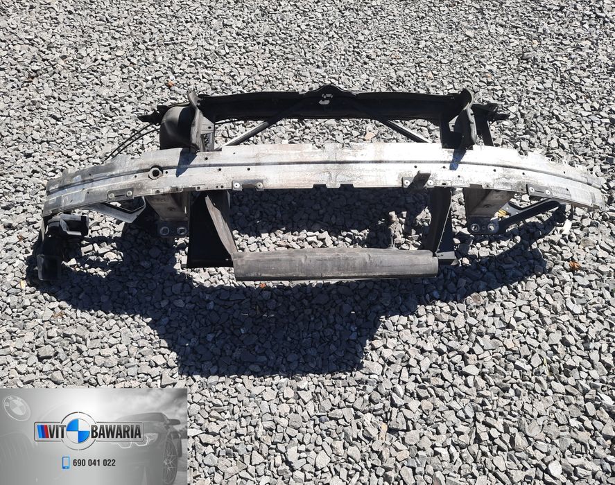 Kompletny pas przedni BMW E60