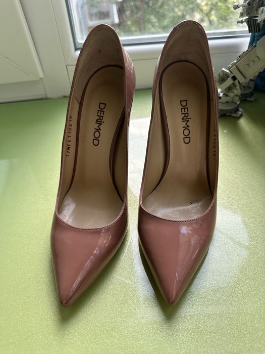 Туфлі лодочки з екошкіри