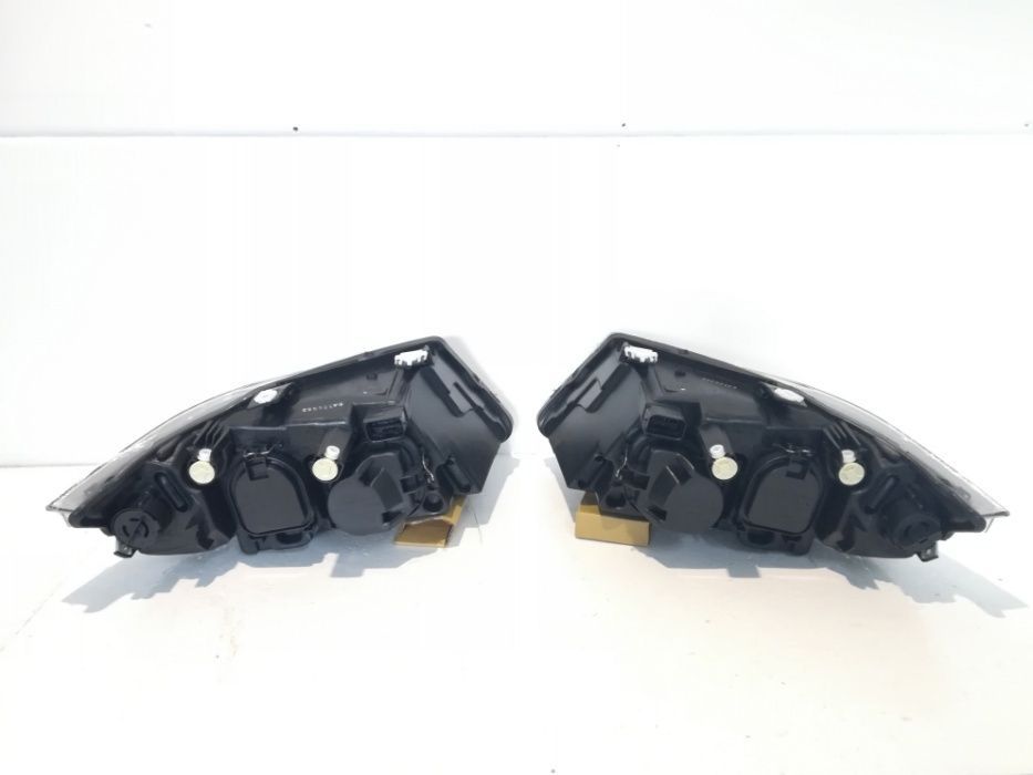 BMW Serii 3 E90 04-08r Reflektor / lampa przednia