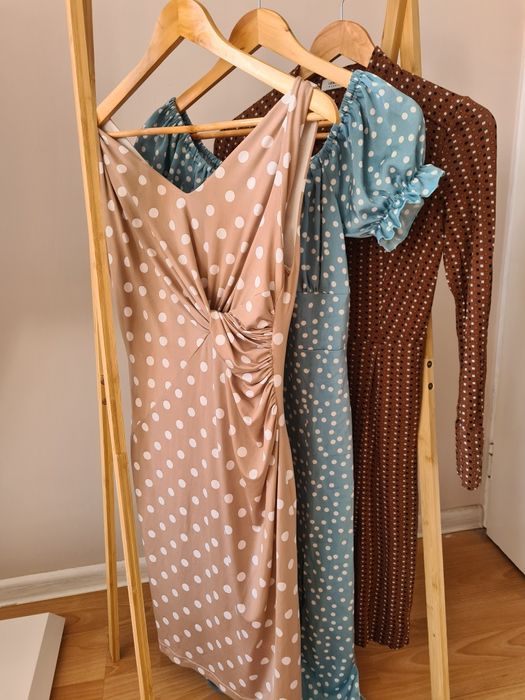 Sukienka po 10 zł rozm s mix 7