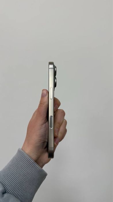 iPhone 16 Pro 1TB Natural Titanium 100% eSIM Neverlock
