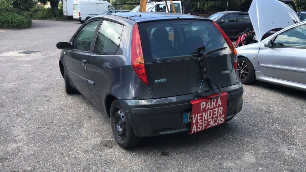 Fiat punto 1.2.  8.VAno 2001