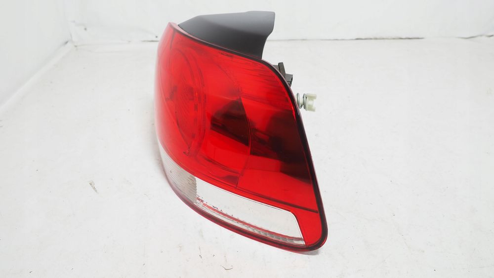 vw golf vi lampa prawa tył