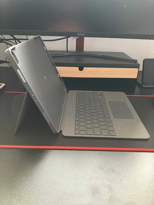 Logitech Combo Touch para Ipad Pro 12.9 (Capa + Teclado)