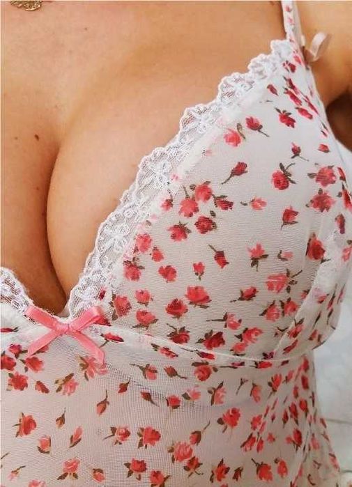 Bluzka koszulka top w różyczki r.S 36