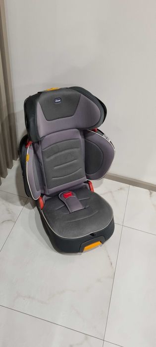 Cadeira auto chicco 1.35 xm a 1.50 cm