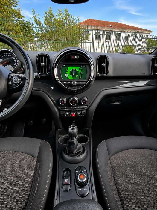 MINI Countryman One D 116cv Nacional | 104 mil km | Excelente Estado | Teto Preto