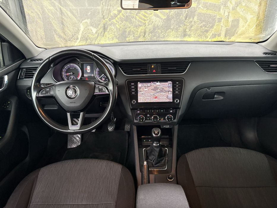 Skoda Octávia 2019 1.6TDI Sedan