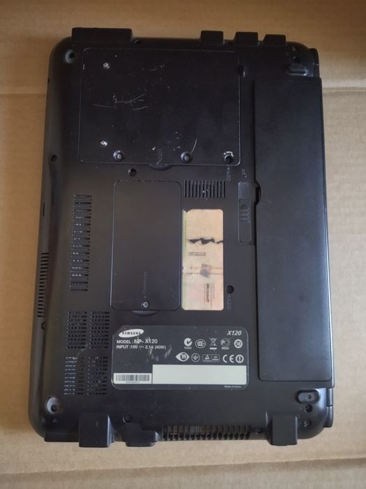 Нетбук Samsung NP-X120