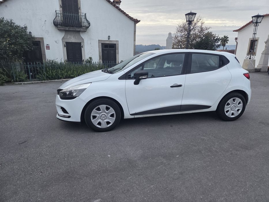 Renault clio dci Iva dedutivel