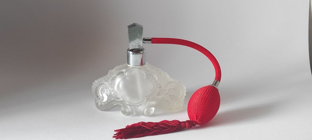 Perfumetka Schlevogt z lat 30-tych ubiegłego wieku. Ideał