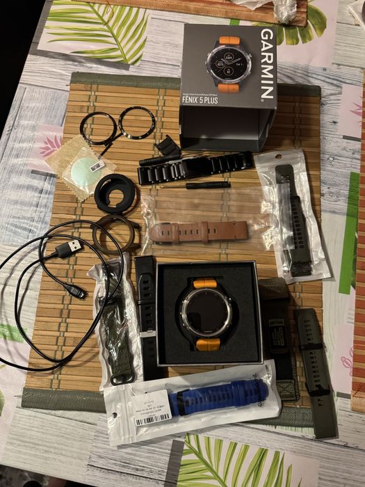 Garmin Fenix 5 plus sapphire titanium zestaw