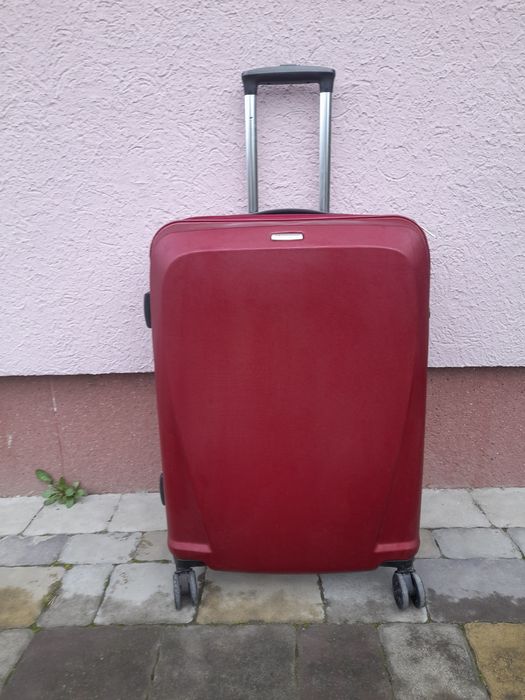 Валіза з дефектом