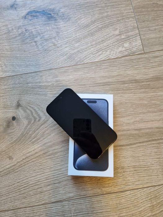 Iphone 15 pro. Bateria 90%. Jak nowy!