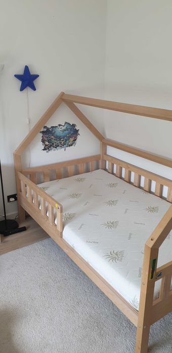 Łóżko domek bukowe