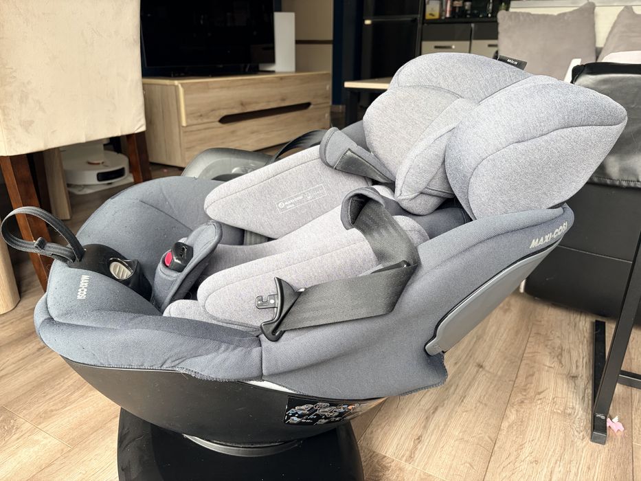 Fotelik Maxi-Cosi Mica 360 Isofix