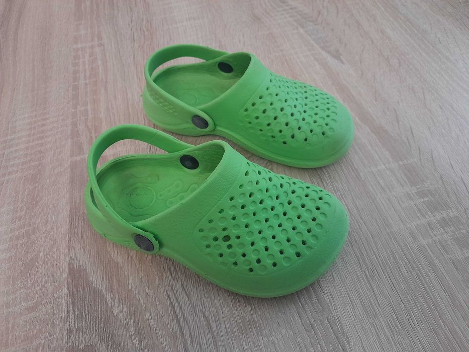 Klapki dziecięce w stylu crocs, rozm. 26, kolor: zielony