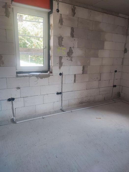 Elektryk z długoletnim doświadczeniem. Instalacje elektryczne