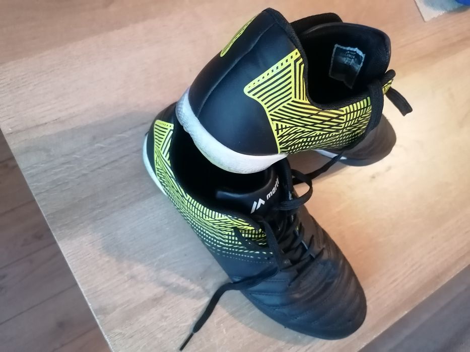 Buty sportowe młodzieżowe