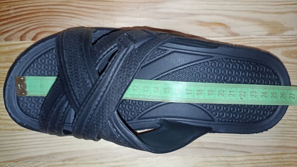 Чоловічі шльопанці 39-40 р. 25.5 см по устілці.