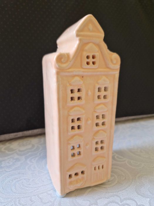 Kamieniczka świecznik rękodzieło