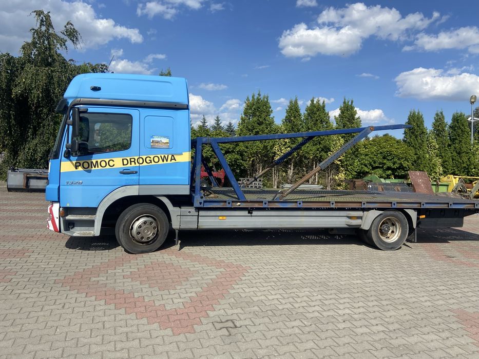 Mercedes Atego 1328 Laweta