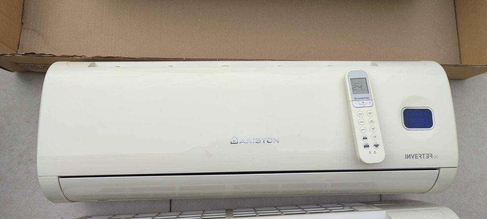Ar condicionado Ariston multi split + Máq. de exterior (LER DESCRIÇÃO)