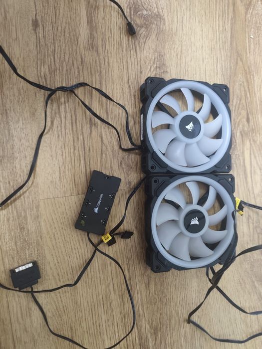 Zestaw Corsair LL120 RGB - 2 wentylatory + RGB HUB stan Igla