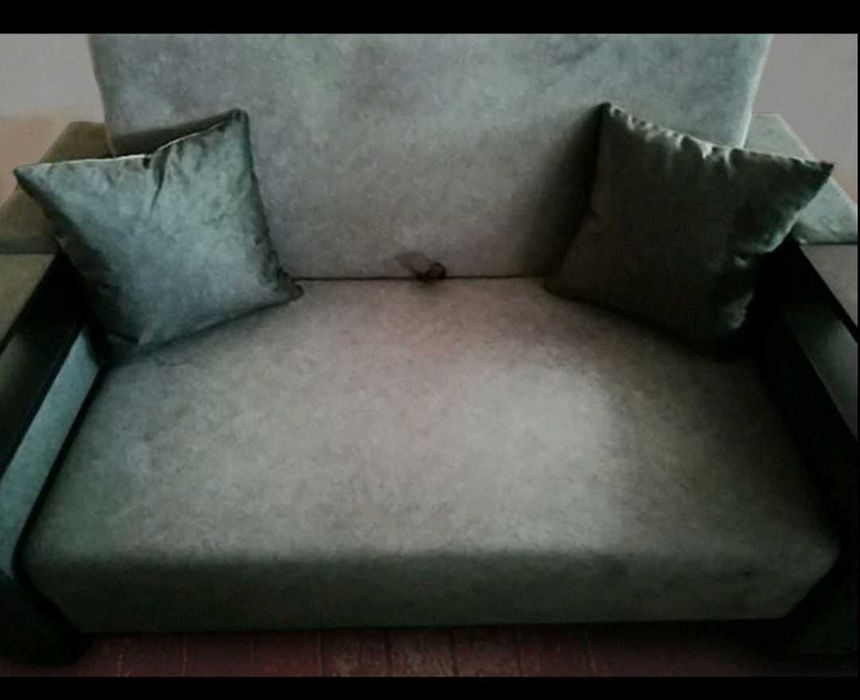 Новий гарний диван-малютка ТЕХНО