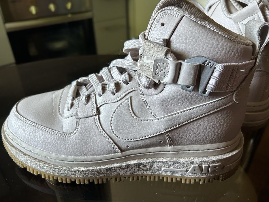 NIKE 40р. Оригінальні ботінки - кросівки високі.