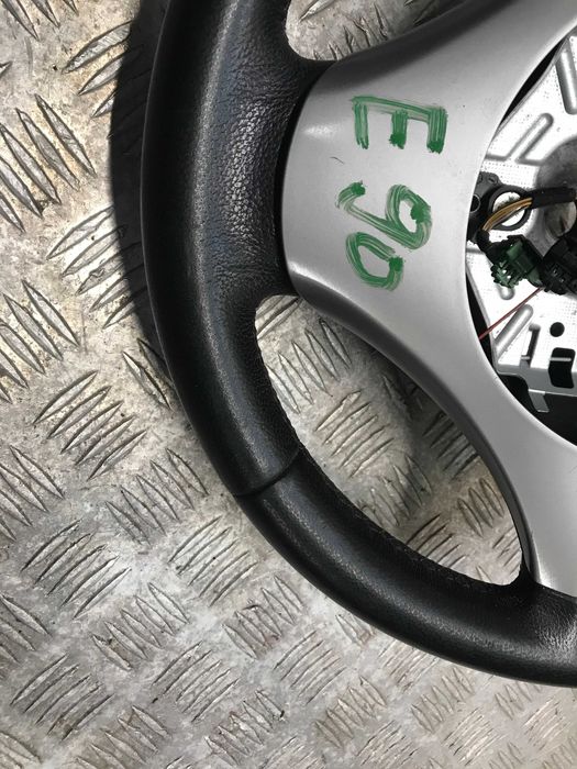 Bmw e90 e91 e87 e81 kierownica oryginał trój ramienna