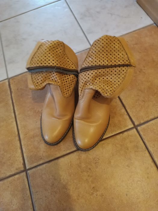 Sprzedam wiosenne nowe buty