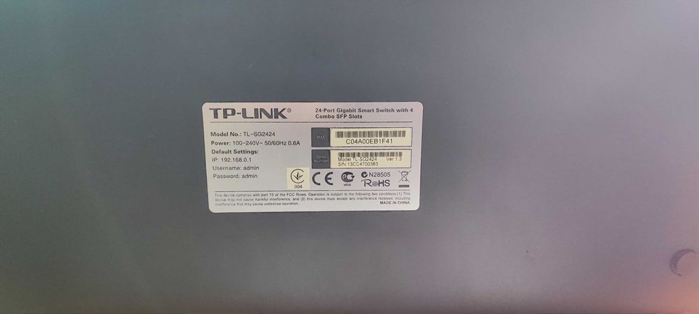 Комутатор TP-Link TL-SG2424