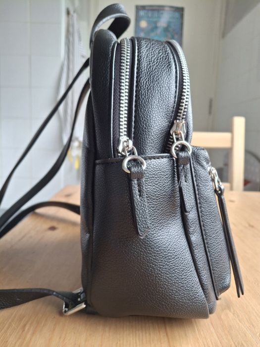 Mochila parfois preta
