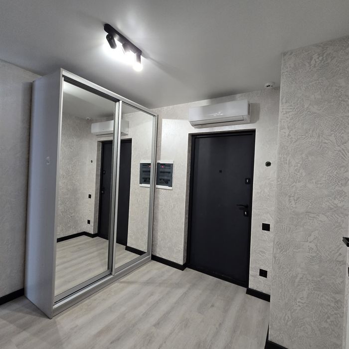 ВЕЛЕС/U-One 2 кімнатна з кухнею-студією 3 поверх 64м