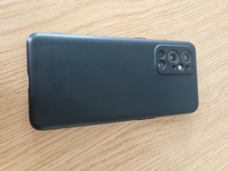 One plus 9 pro 12/256 oled