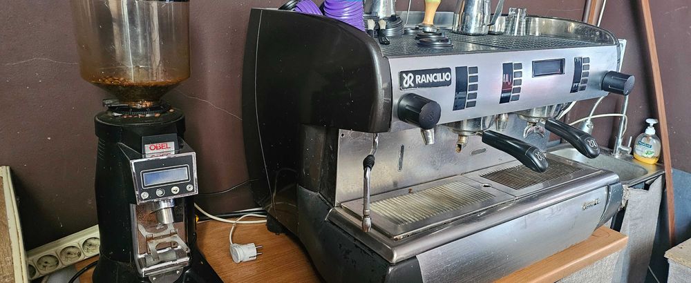 Кавомашина професійна